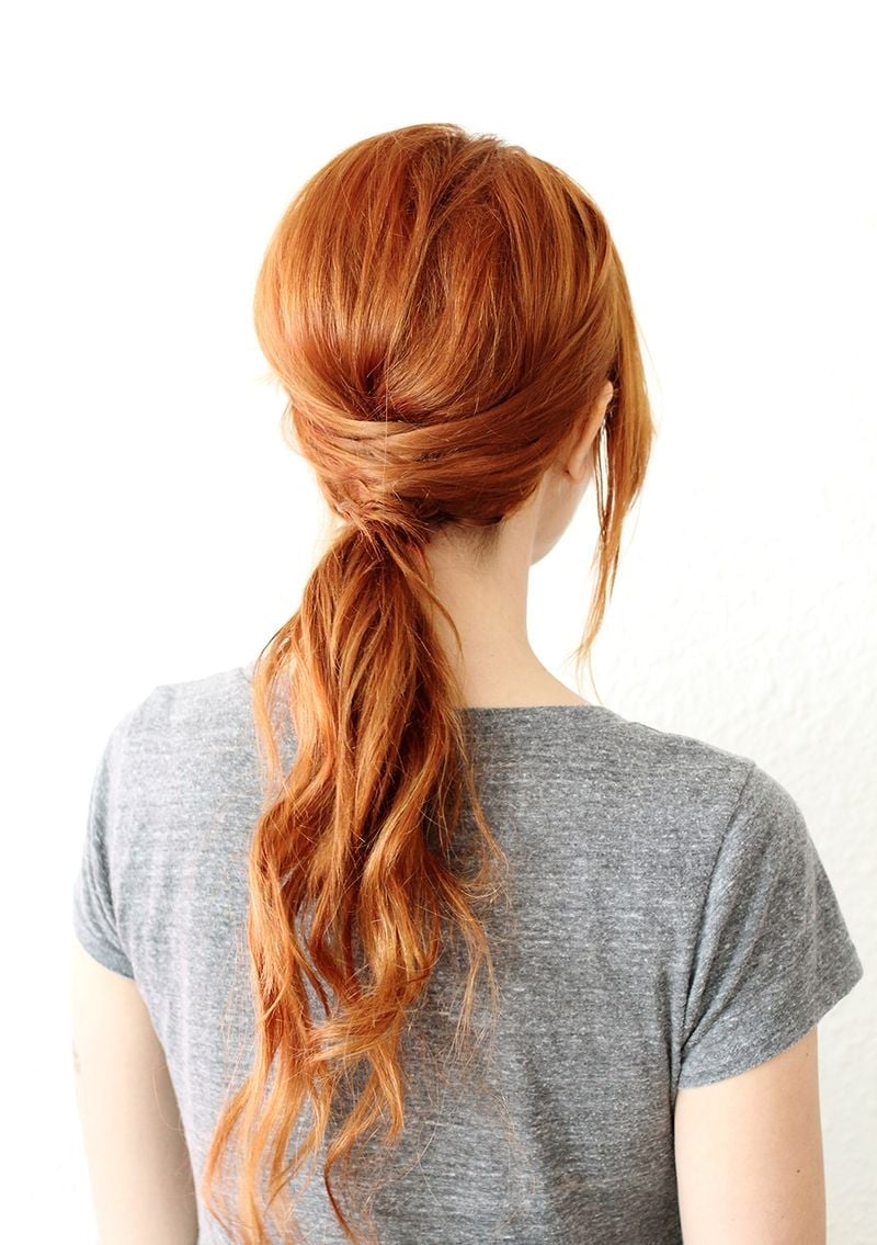 Low Red Ponytail With Subtle Twist Low Red Ponytail With Subtle Twist — Simple Pony Hairstyles