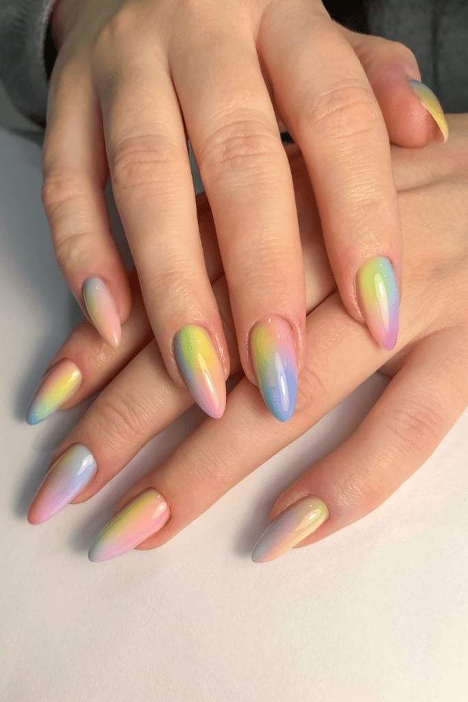 Medium Almond Pastel Rainbow Gradient, миндаль Medium Almond Pastel Rainbow Gradient, миндаль — Simple Rainbow Nails