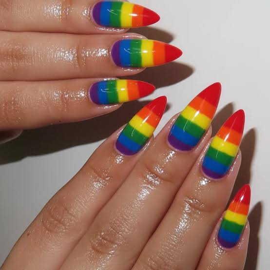 Long Stiletto Vibrant Rainbow Stripes Long Stiletto Vibrant Rainbow Stripes — Simple Rainbow Nails