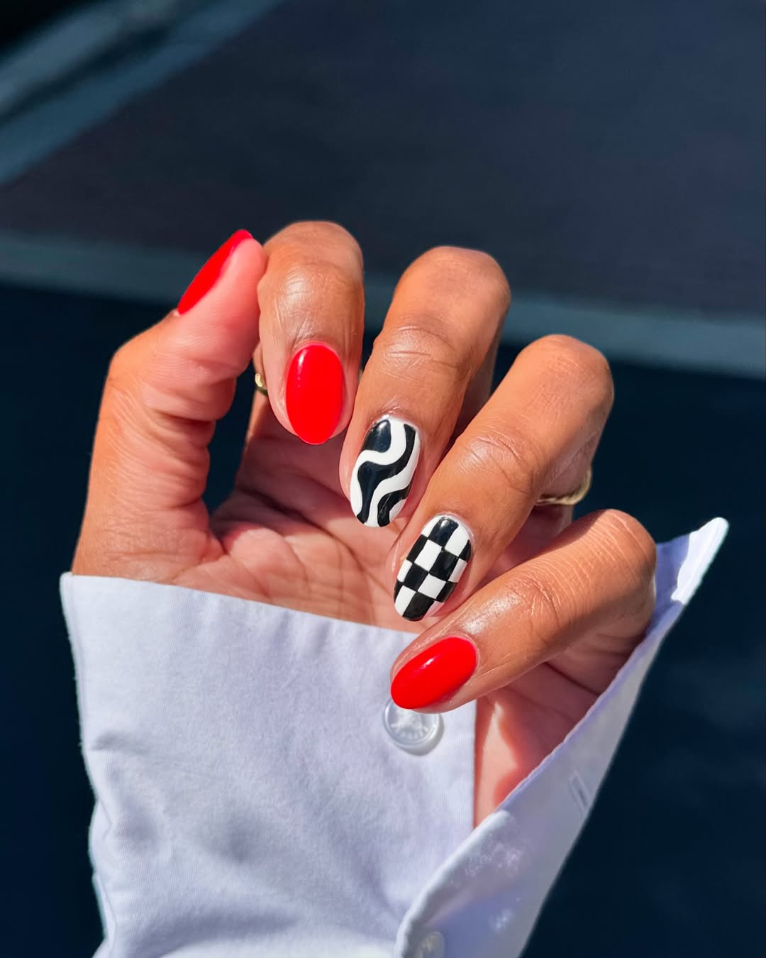 Short Oval Bright Red With Black Graphics — Simple Red and Black Nails