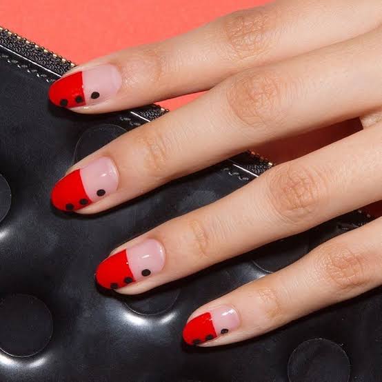 Short Almond Glossy Deep Red Nails — Simple Red and Black Nails