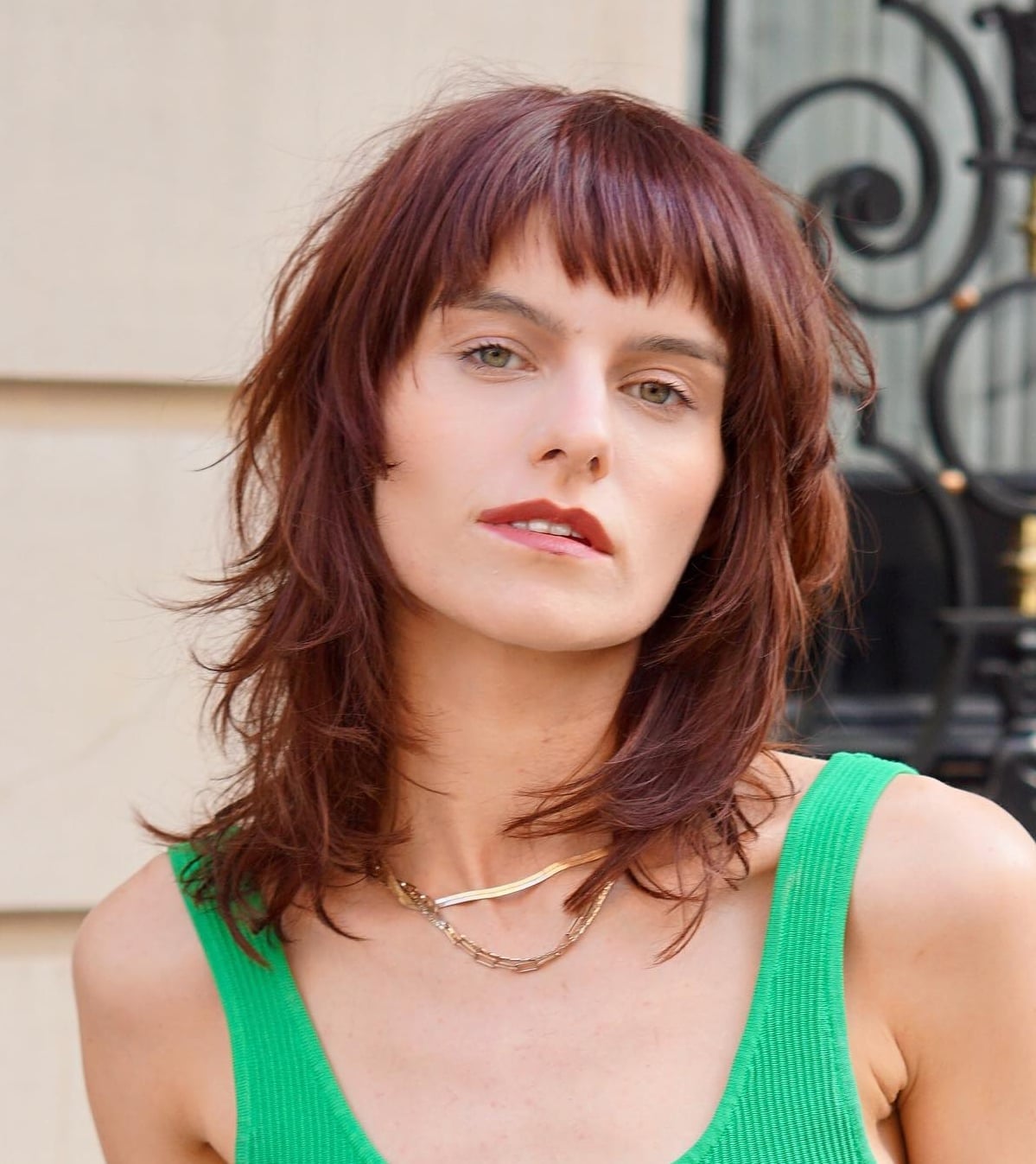 Shoulder Length Auburn Shag With Blunt Bangs Shoulder Length Auburn Shag With Blunt Bangs — Simple Shag Hairstyles
