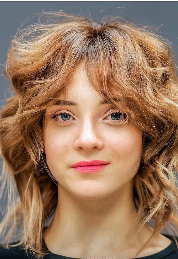 Collarbone Dark Blonde Shag With Balayage Collarbone Dark Blonde Shag With Balayage — Simple Shag Hairstyles