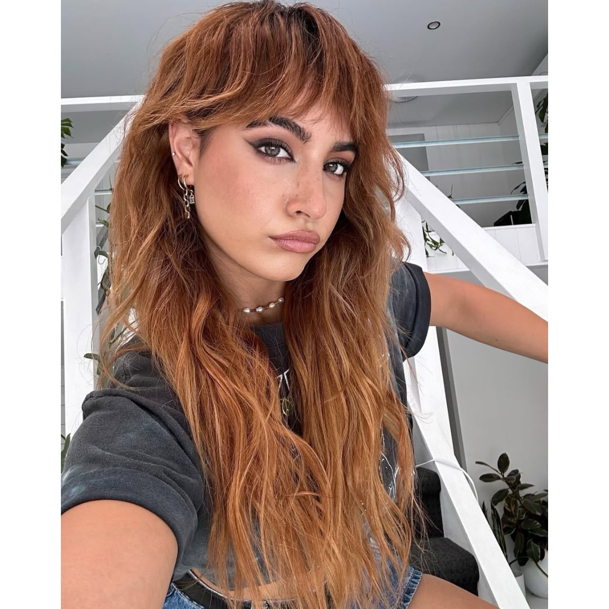 Collarbone Medium Brown Shag With Balayage Collarbone Medium Brown Shag With Balayage — Simple Shag Hairstyles