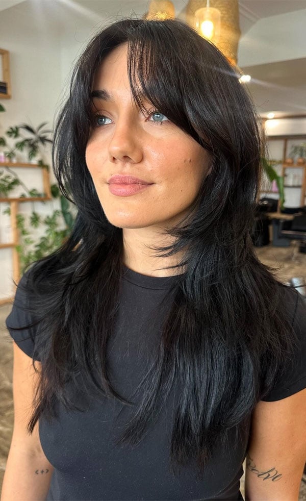 Mid-Back Dark Brown Shag With Curtain Bangs Mid-Back Dark Brown Shag With Curtain Bangs — Simple Shag Hairstyles