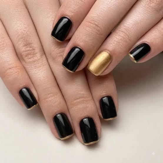 Black Nails With Gold Foil Tips — Simple Short Black Nails