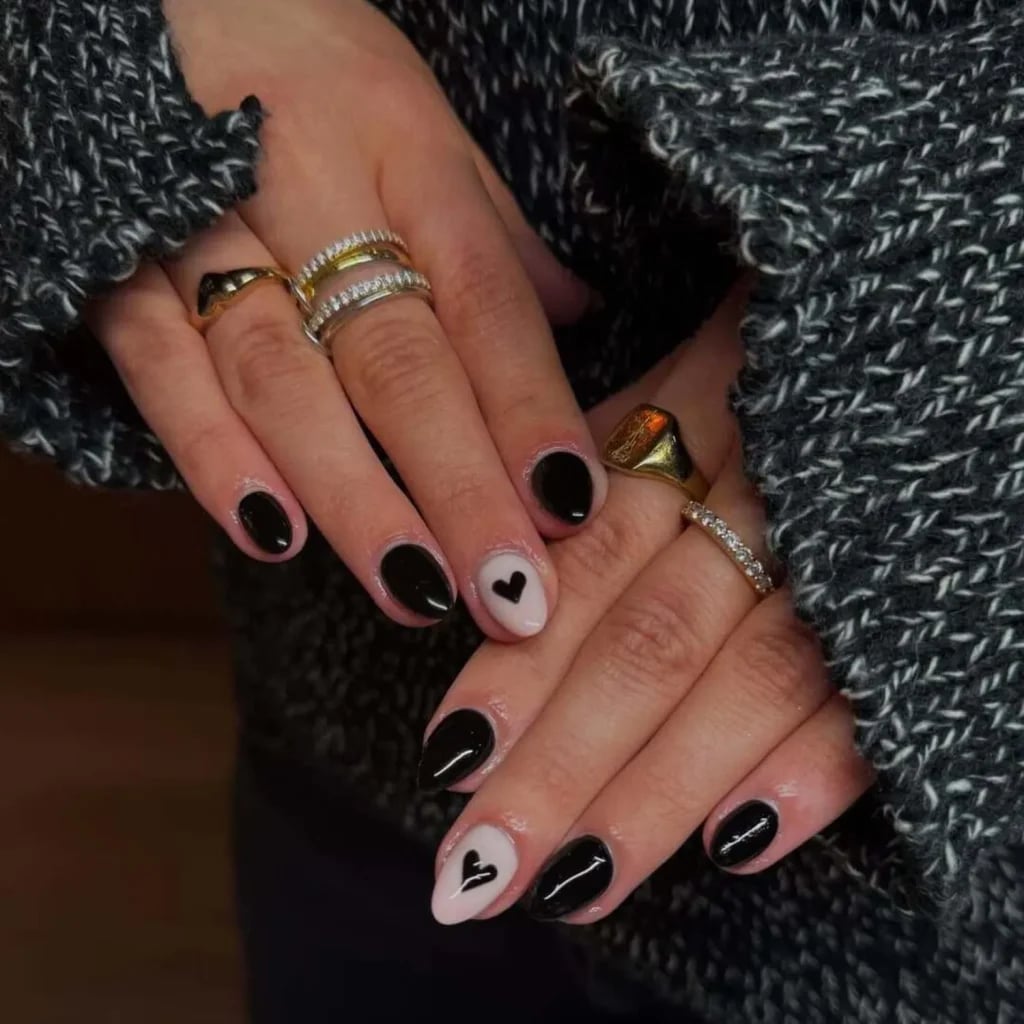 Black Heart Accent Short Almond Nails — Simple Short Black Nails