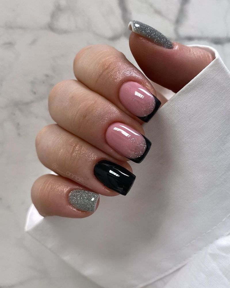 Black French Tip Glitter Accent Nails — Simple Short Black Nails