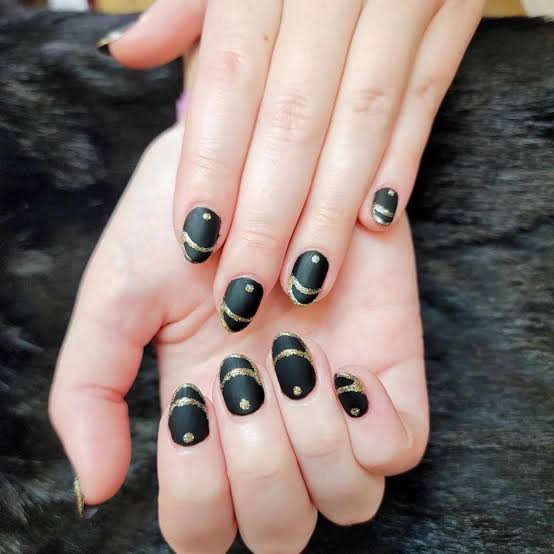 Matte Black With Gold Line Art Nails — Simple Short Black Nails