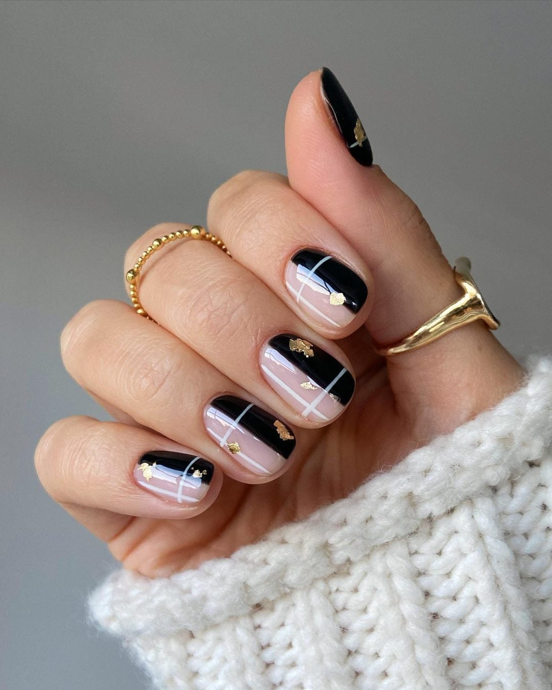 Black Nude White Lines Gold Foil Nails — Simple Short Black Nails
