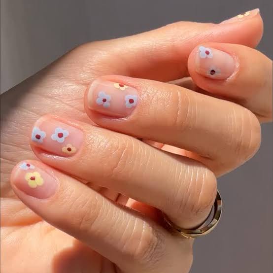 Sheer Pink Short Square With Pastel Flowers Sheer Pink Short Square With Pastel Flowers — Simple Short Cute Nails