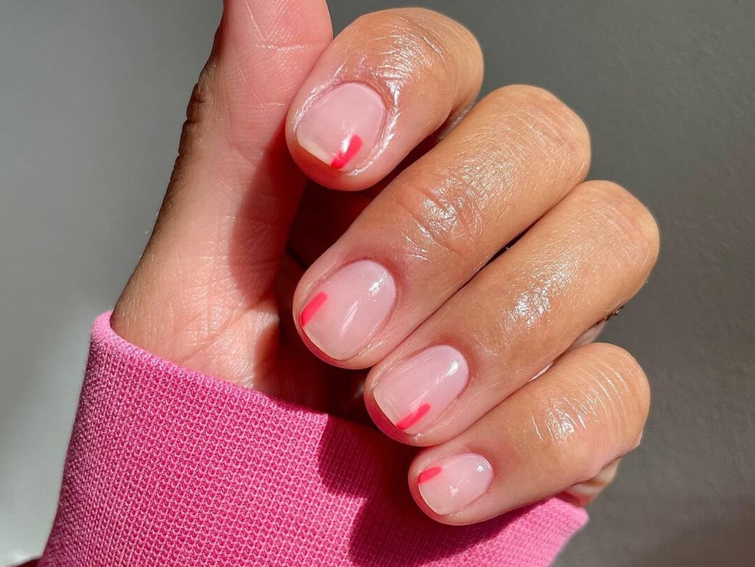 Nude French Tip Short Almond With Teal Line Nude French Tip Short Almond With Teal Line — Simple Short Cute Nails