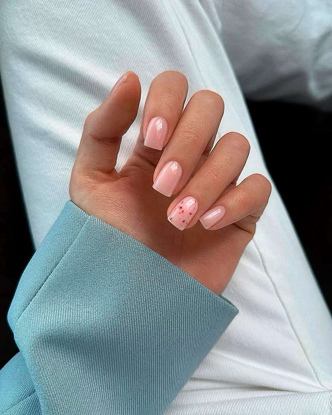 Sheer Light Pink Short Square With Speckles Sheer Light Pink Short Square With Speckles — Simple Short Cute Nails