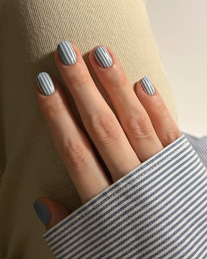 Light Blue and White Vertical Stripe Oval Nails Light Blue and White Vertical Stripe Oval Nails — Simple Vintage Nails