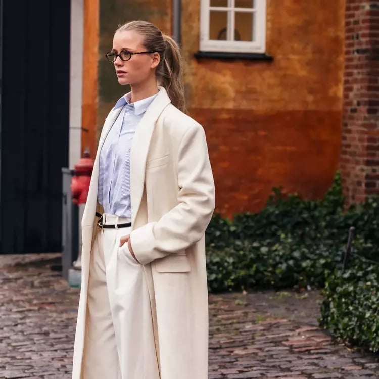 High Wavy Blonde Ponytail With Highlights, Extending To Mid-Back — Slick Back Ponytail Ideas