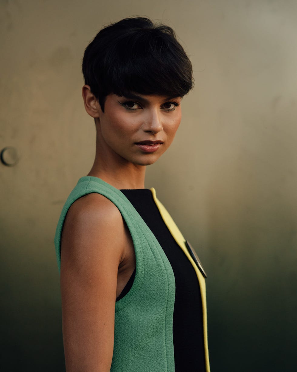 Ear Length Dark Brown Pixie With Volume Ear Length Dark Brown Pixie With Volume — Thin Hair Ideas