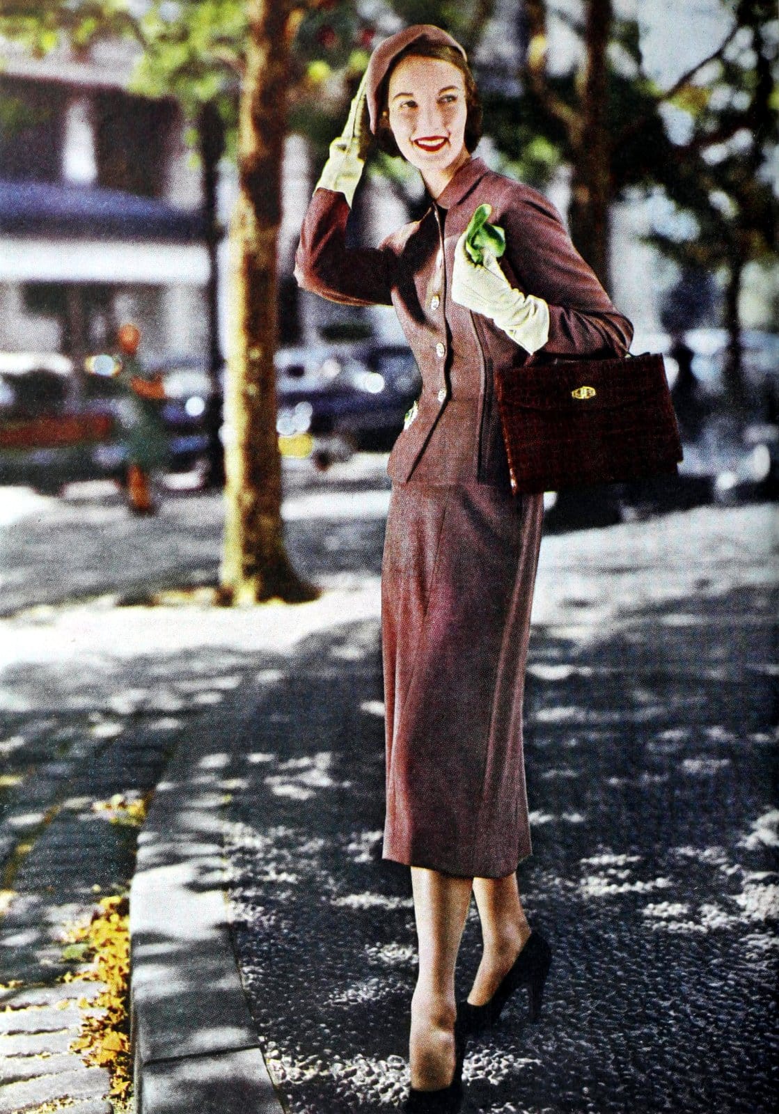 Mauve Tailored Suit for Business Mauve Tailored Suit for Business — Trendy 50s Style