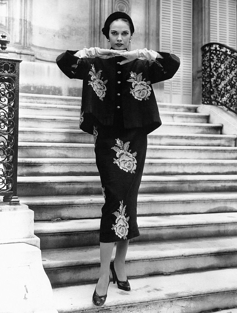 Embroidered Black Suit with Pencil Skirt Embroidered Black Suit with Pencil Skirt — Trendy 50s Style