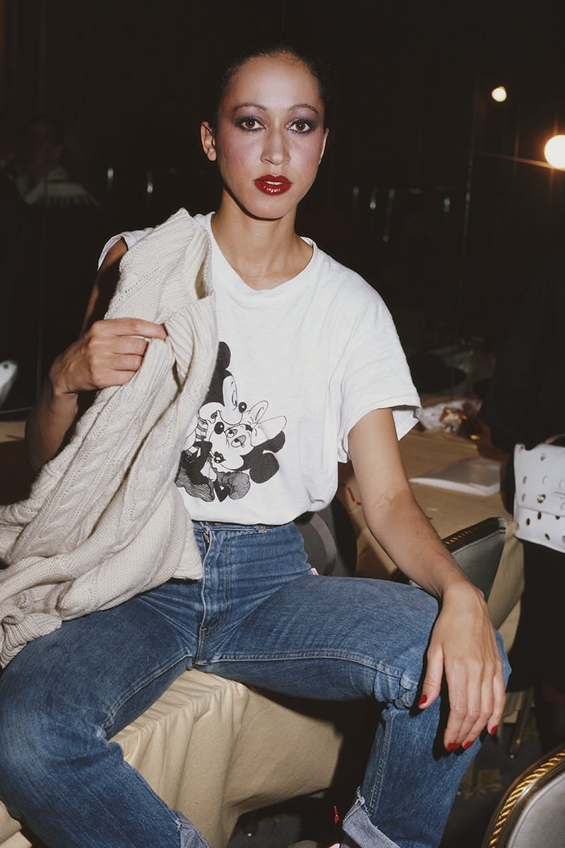 Graphic T-Shirt With Cable Knit Sweater Drape — Trendy 80s Outfits