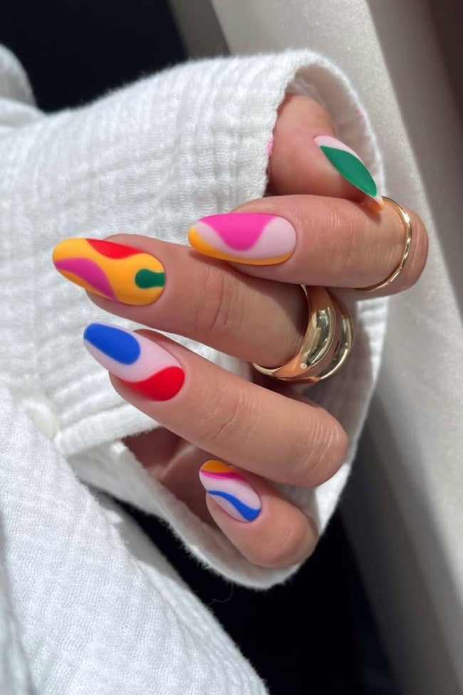 Short Almond Matte Abstract Shapes Nails Short Almond Matte Abstract Shapes Nails — Trendy Abstract Nails