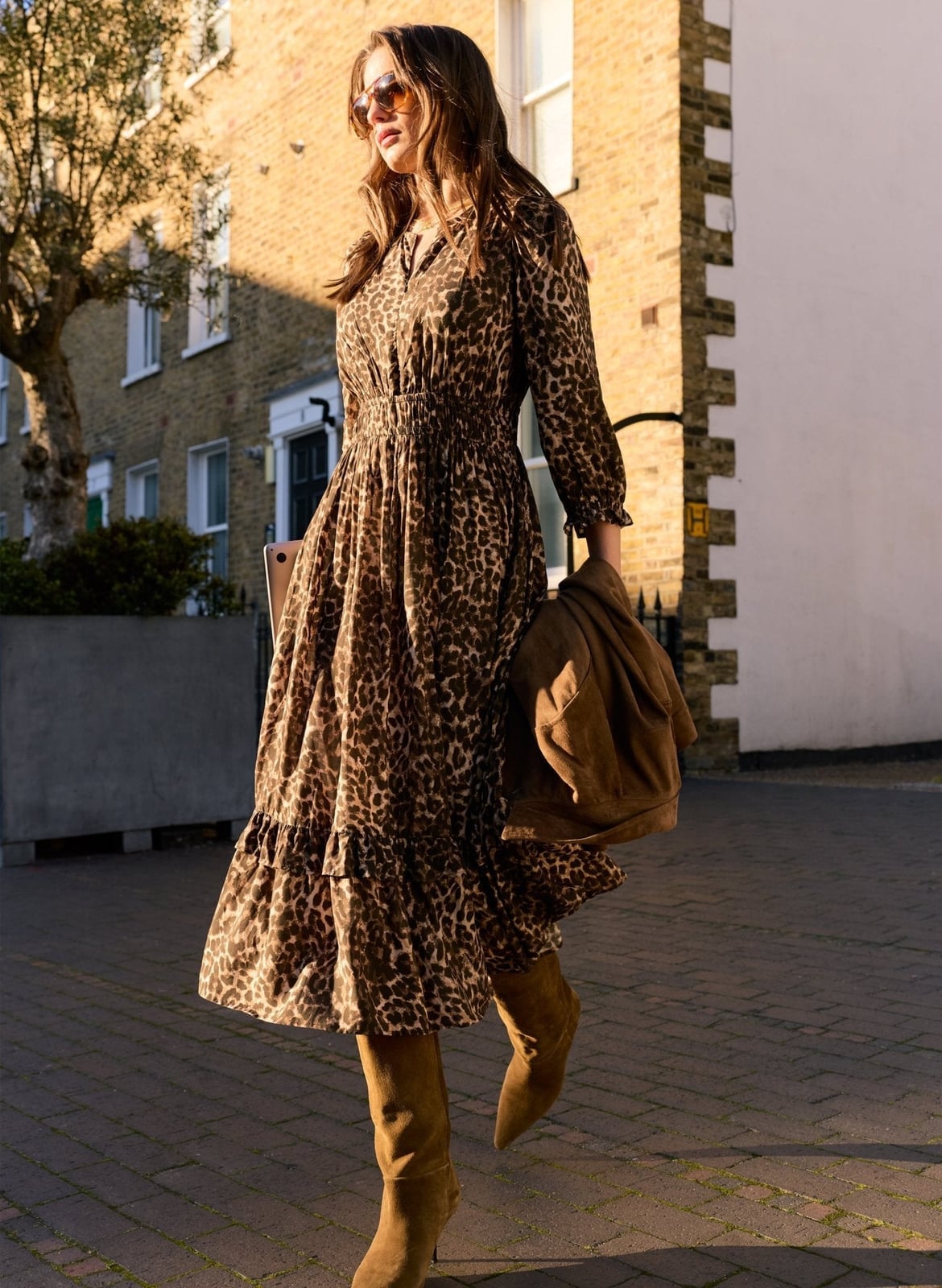 Leopard Print Midi Dress With Knee-High Boots Leopard Print Midi Dress With Knee-High Boots — Trendy Animal Print Outfits