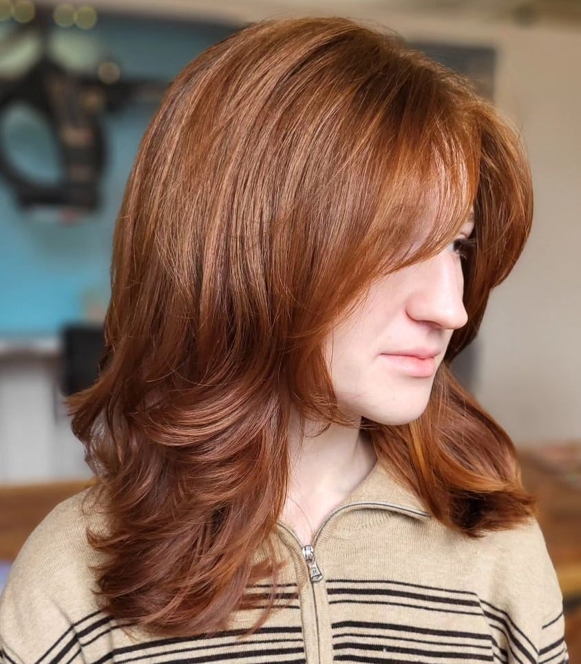 Multi-Dimensional Auburn Collarbone Waves Multi-Dimensional Auburn Collarbone Waves — Trendy Auburn Hair Color