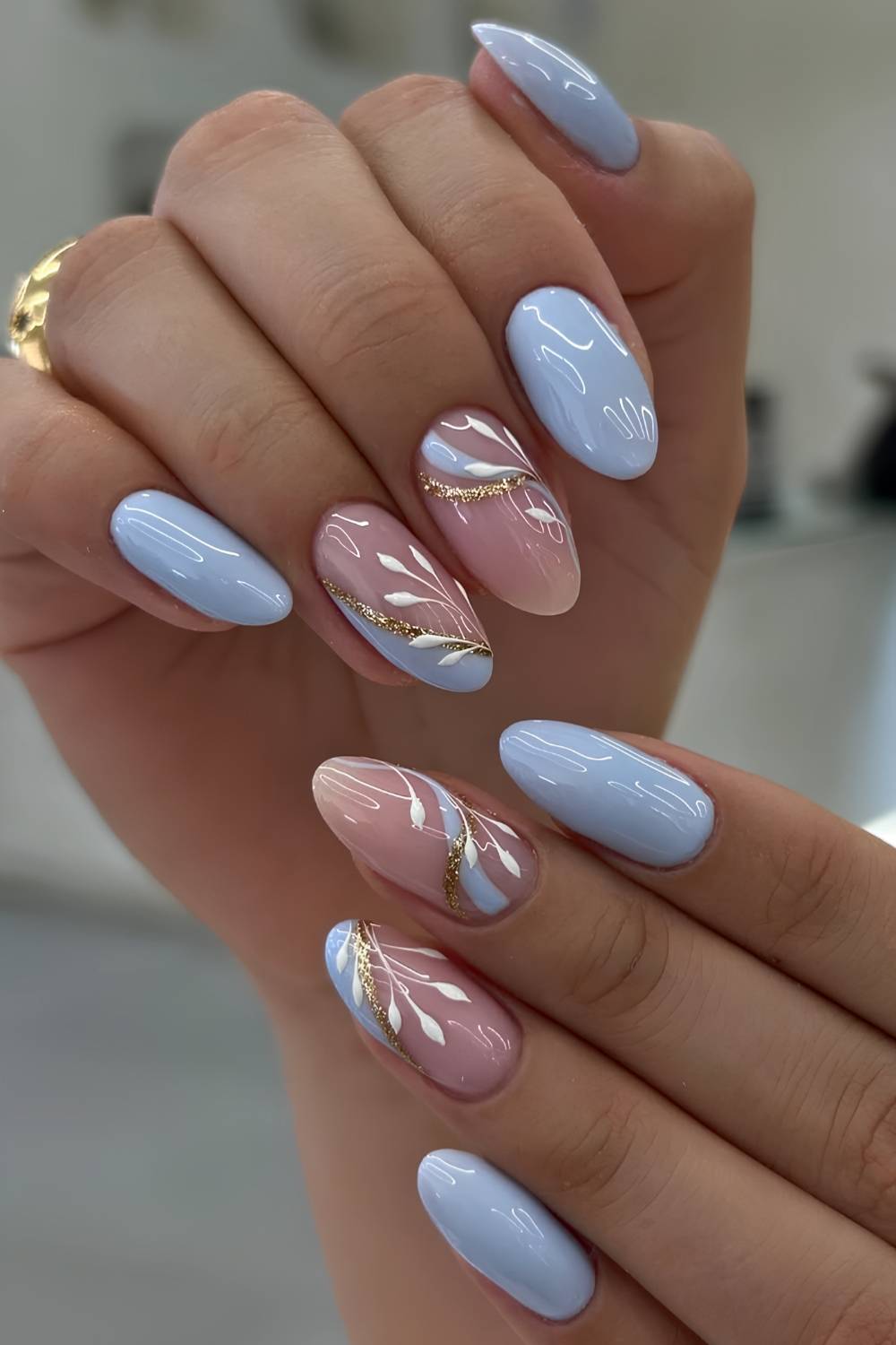 Baby Blue Sheer Pink White Gold Line Art Oval Nails Baby Blue Sheer Pink White Gold Line Art Oval Nails — Trendy Baby Blue Nails