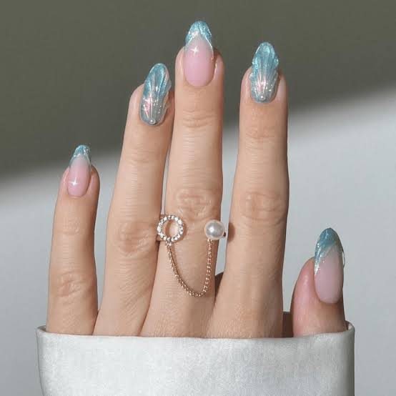 Sheer Pink Iridescent Light Blue Chrome Tip Medium Almond Nails Sheer Pink Iridescent Light Blue Chrome Tip Medium Almond Nails — Trendy Baby Blue Nails