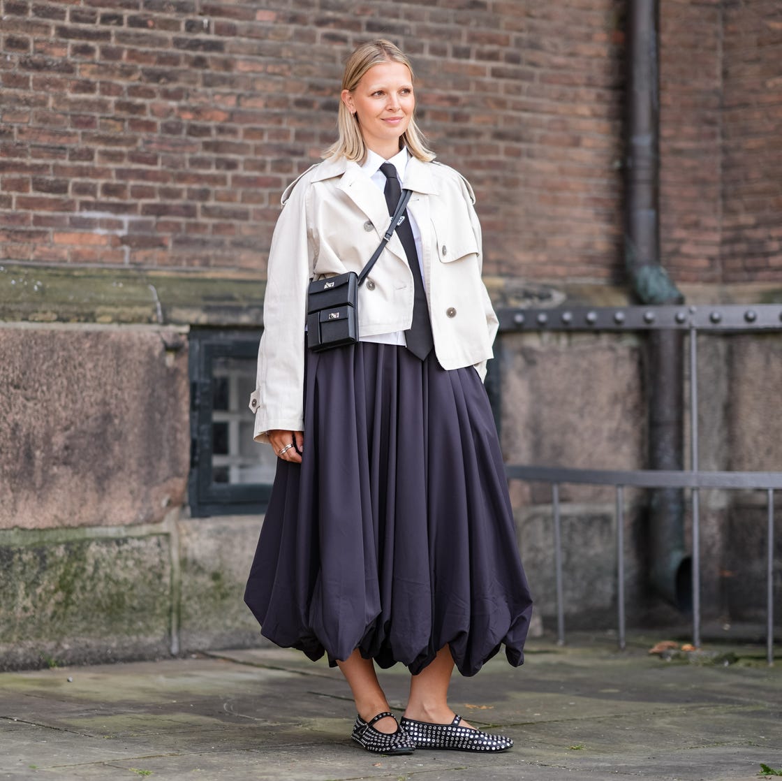 Studded Ballet Flats With Voluminous Skirt — Trendy Ballet Flats Outfits