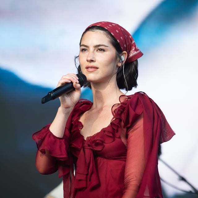 Red Bandana Headscarf With Red Ruffled Dress Red Bandana Headscarf With Red Ruffled Dress — Trendy Bandana Outfits
