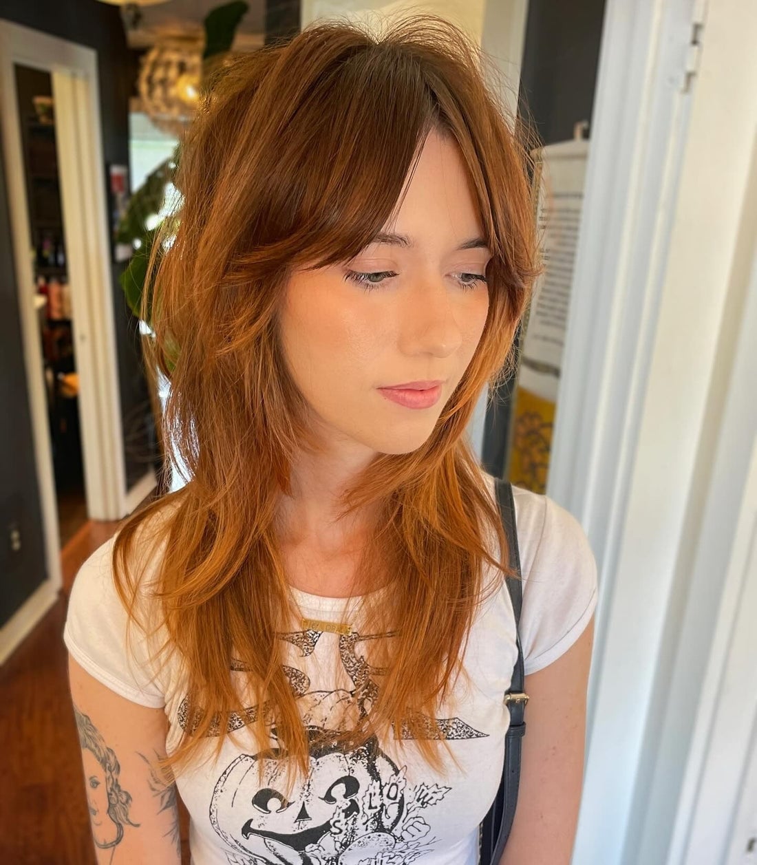 Shoulder Shag With Shaggy Bangs And Balayage Shoulder Shag With Shaggy Bangs And Balayage — Trendy Bangs Style