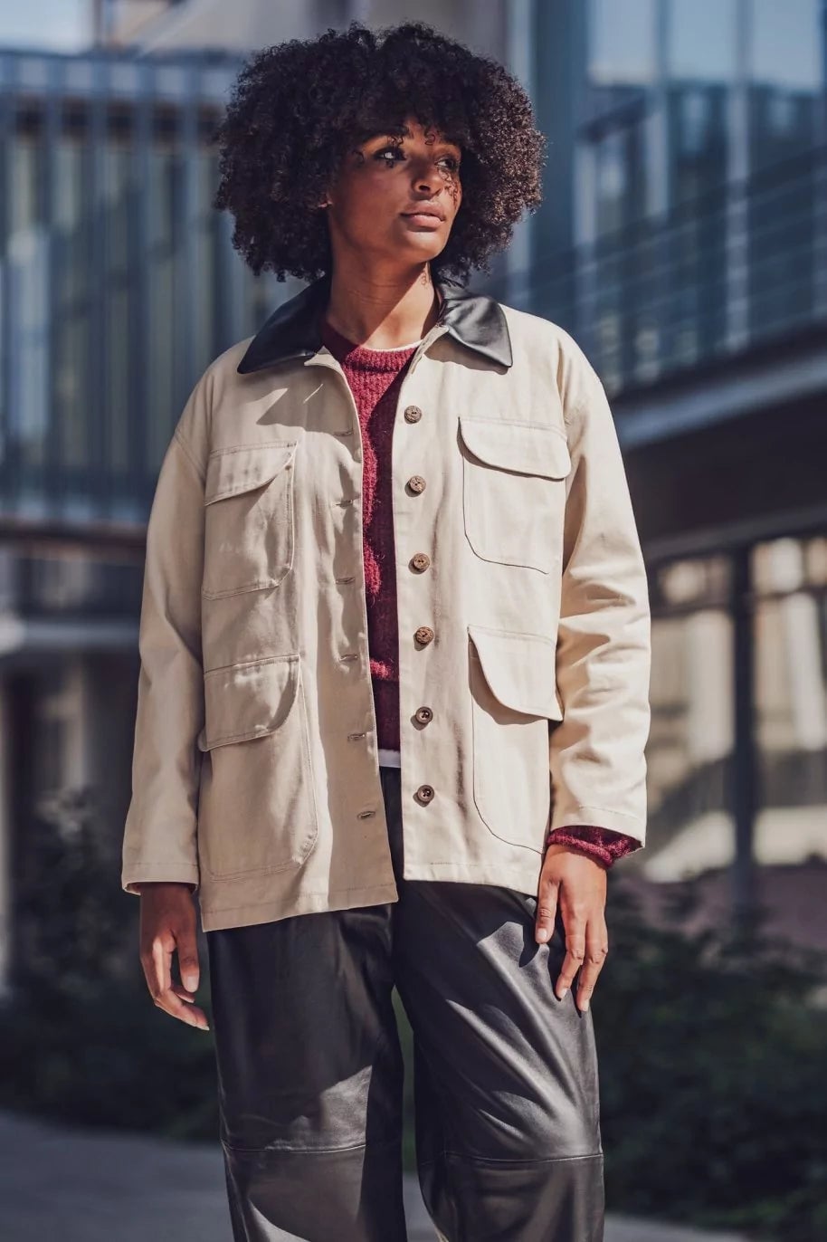 Beige Barn Jacket with Leather Pants and Sweater Beige Barn Jacket with Leather Pants and Sweater — Trendy Barn Jacket Outfit