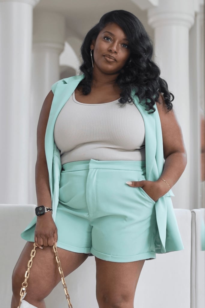 Mint Green Sleeveless Blazer And Shorts Set With Beige Tank Top — Trendy Basic Outfits