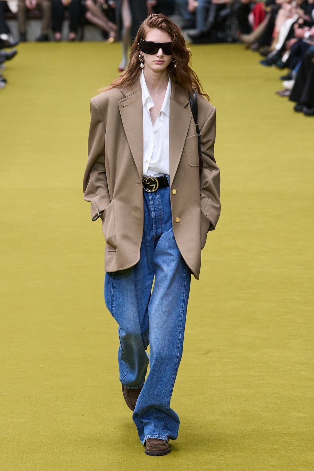 Designer Belt With Relaxed Blazer Designer Belt With Relaxed Blazer — Trendy Belt Outfits