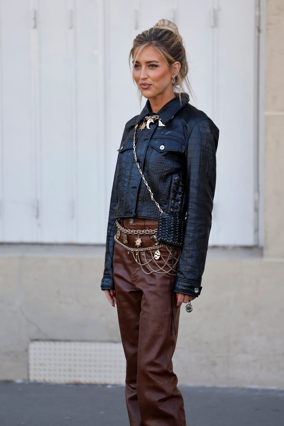 Layered Chain Belts With Textured Jacket Layered Chain Belts With Textured Jacket — Trendy Belt Outfits