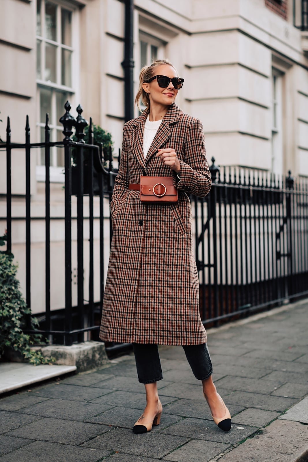 Belt Bag Worn Over Plaid Coat Belt Bag Worn Over Plaid Coat — Trendy Belt Outfits