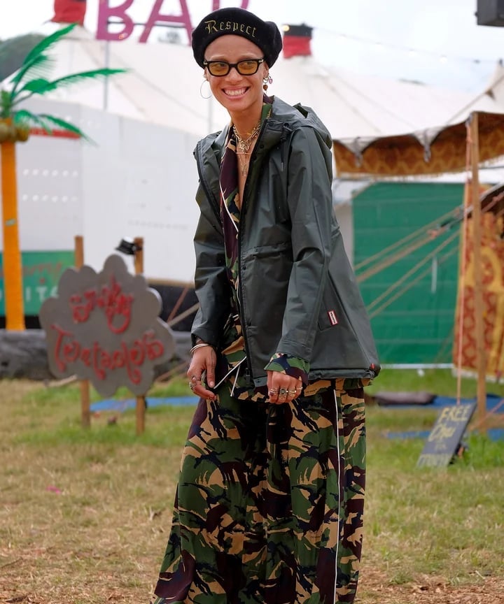 Black Beret with Camouflage Pants and Green Jacket Black Beret with Camouflage Pants and Green Jacket — Trendy Beret Outfits