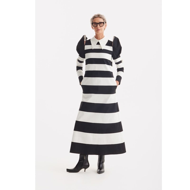 Striped Maxi Dress With Puff Sleeves Striped Maxi Dress With Puff Sleeves — Trendy Black and White Outfits