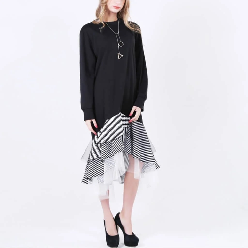 Patchwork Dress With Striped and Tulle Hem Patchwork Dress With Striped and Tulle Hem — Trendy Black and White Outfits