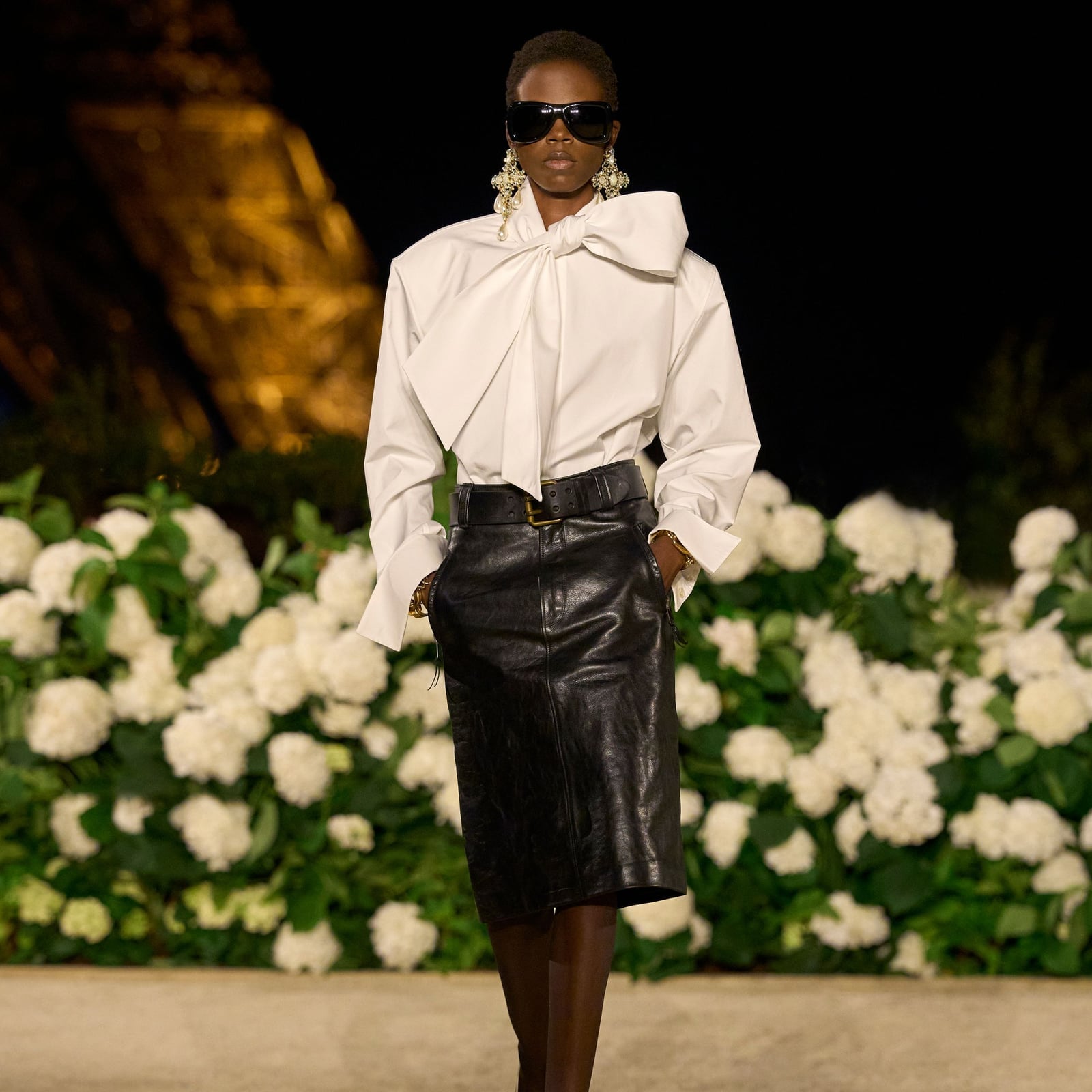 Pencil Skirt Outfit Black Leather Skirt Nordstrom Rack 11 Modern Ways To Style The Bow Blouse Vogue