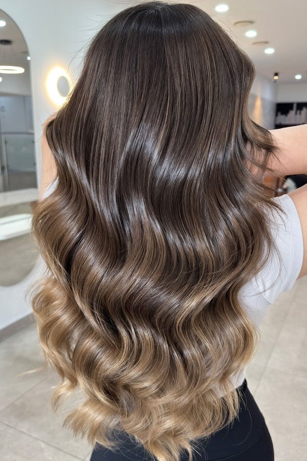 Honey Champagne Blonde Balayage Waves Honey Champagne Blonde Balayage Waves — Trendy Blonde Balayage