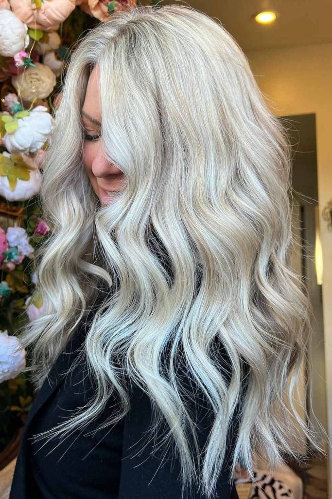 Shoulder Honey Blonde With Highlights Shoulder Honey Blonde With Highlights — Trendy Blonde Hairstyles