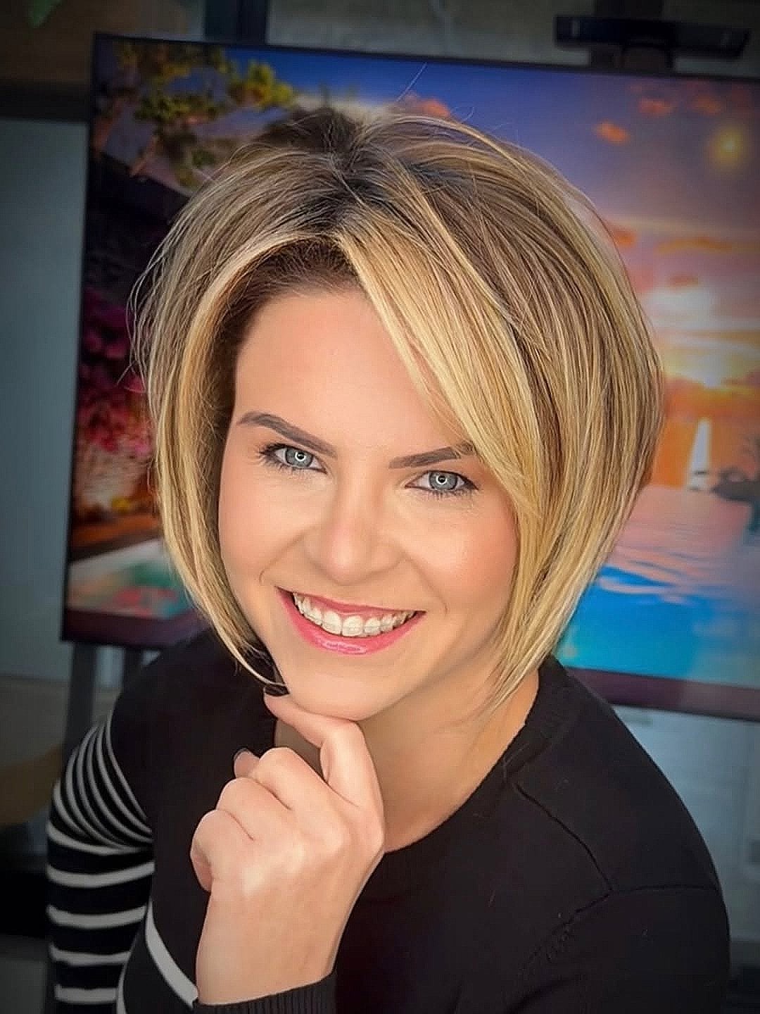 Voluminous Honey Blonde Lob Voluminous Honey Blonde Lob — Trendy Blonde Lob