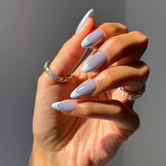 Lavender Base Glossy Blue French Almond Nails Lavender Base Glossy Blue French Almond Nails — Trendy Blue Almond Nails