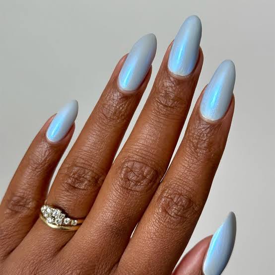 Short Almond Light Blue Iridescent Shimmer Nails Short Almond Light Blue Iridescent Shimmer Nails — Trendy Blue Almond Nails