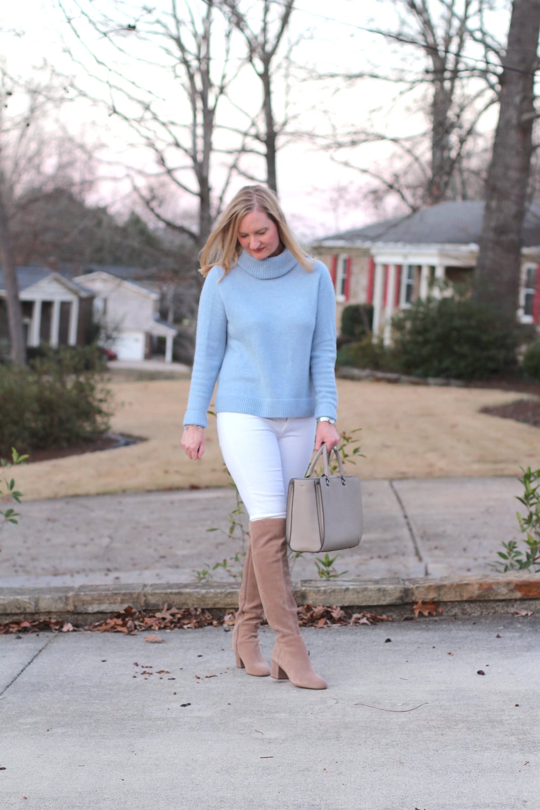 Pastel Blue Turtleneck with White Jeans and Boots Pastel Blue Turtleneck with White Jeans and Boots — Trendy Blue and White Outfits