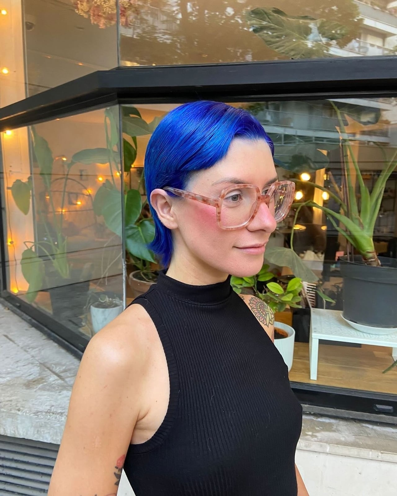 Chin Length Vivid Blue Blunt Bob — Trendy Blue Hair Color