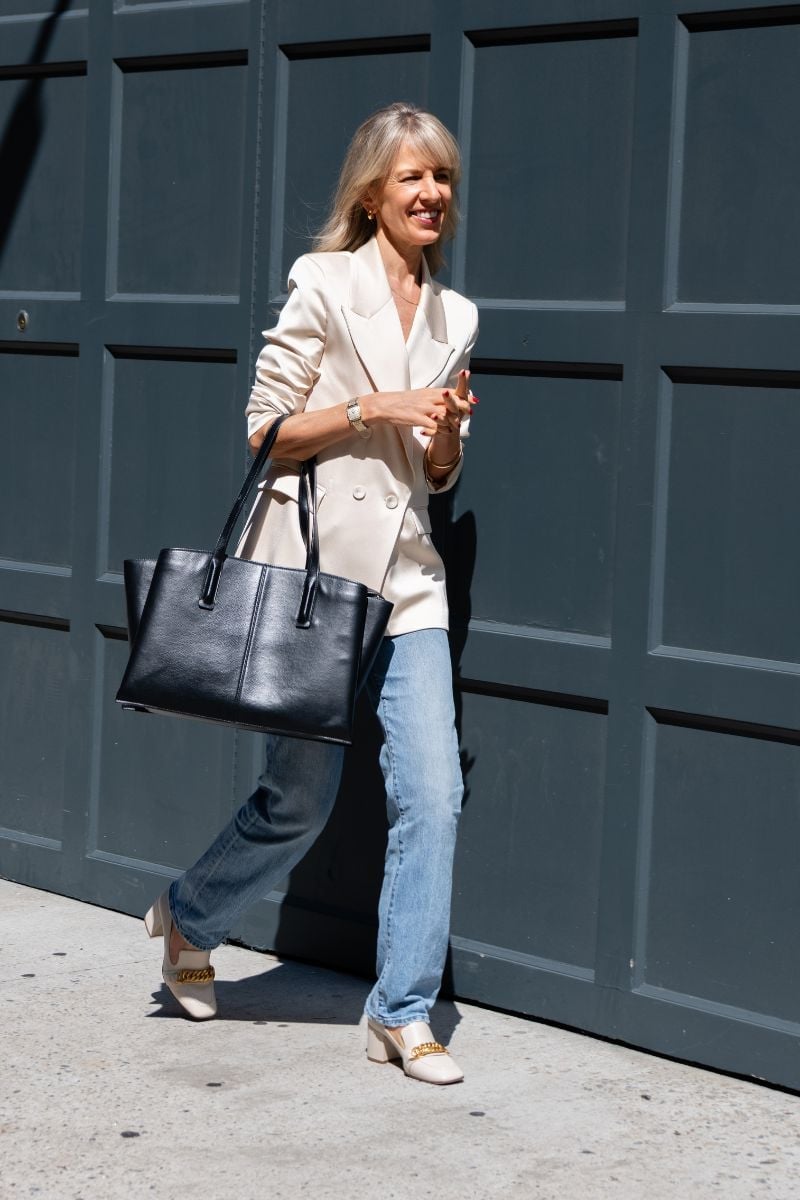 Satin Blazer and Block Heels with Straight Leg Jeans Satin Blazer and Block Heels with Straight Leg Jeans — Trendy Blue Jeans Outfits