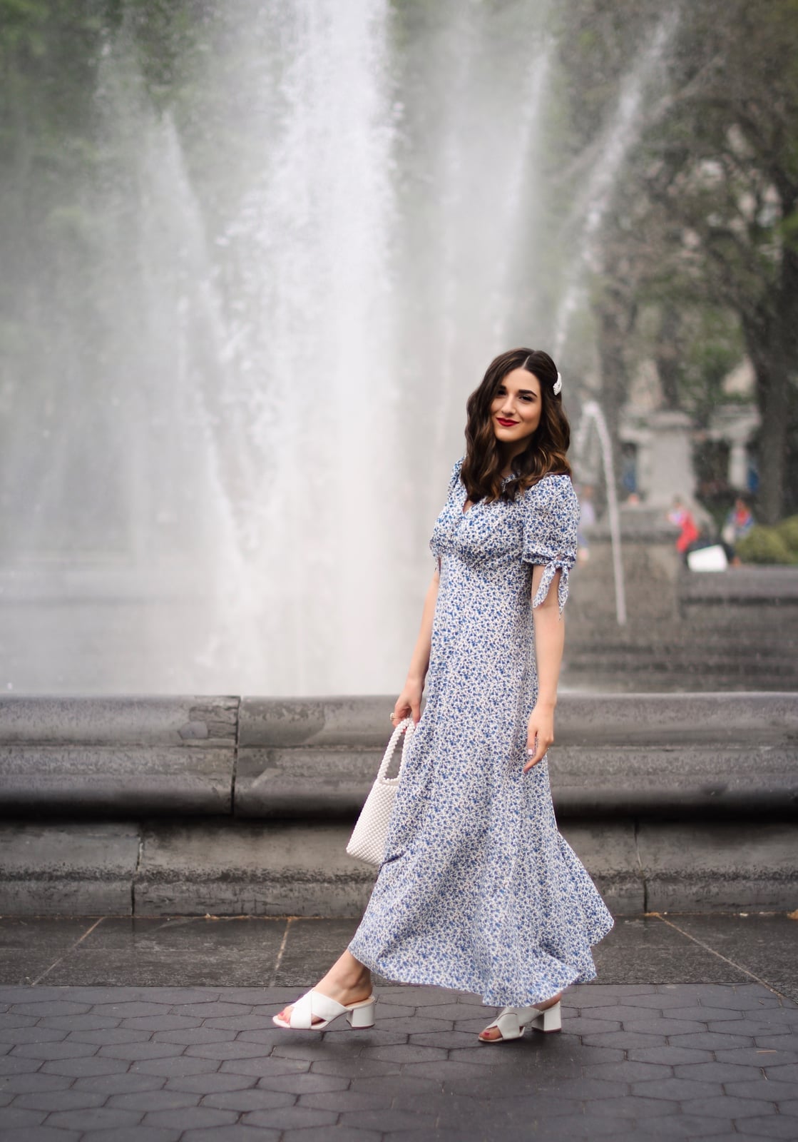 Blue And White Floral Maxi Dress With Puff Sleeves Blue And White Floral Maxi Dress With Puff Sleeves — Trendy Blue Outfits
