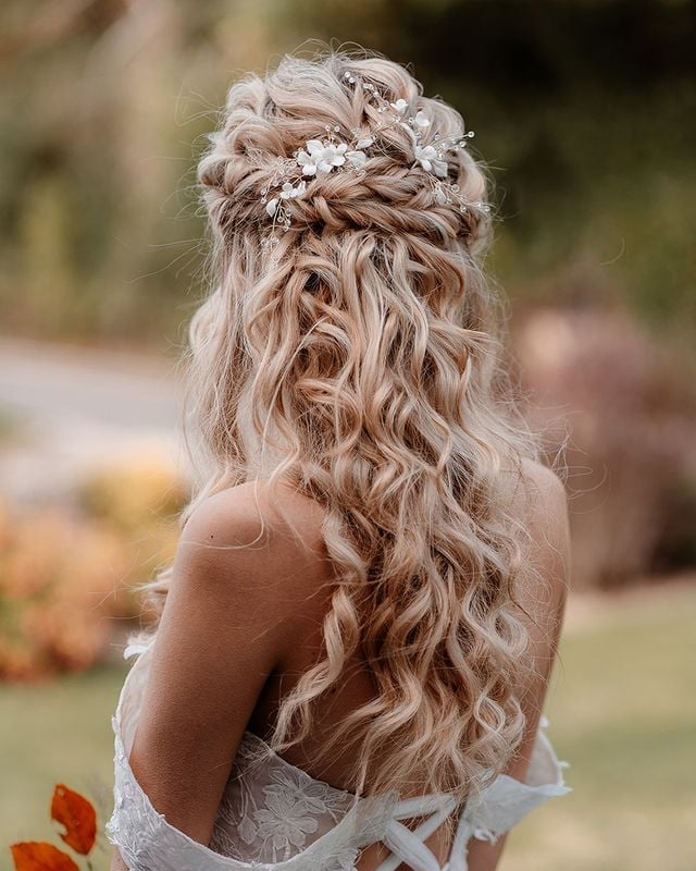 Half Up Half Down With Braids and Curls — Trendy Bridal Hairstyles